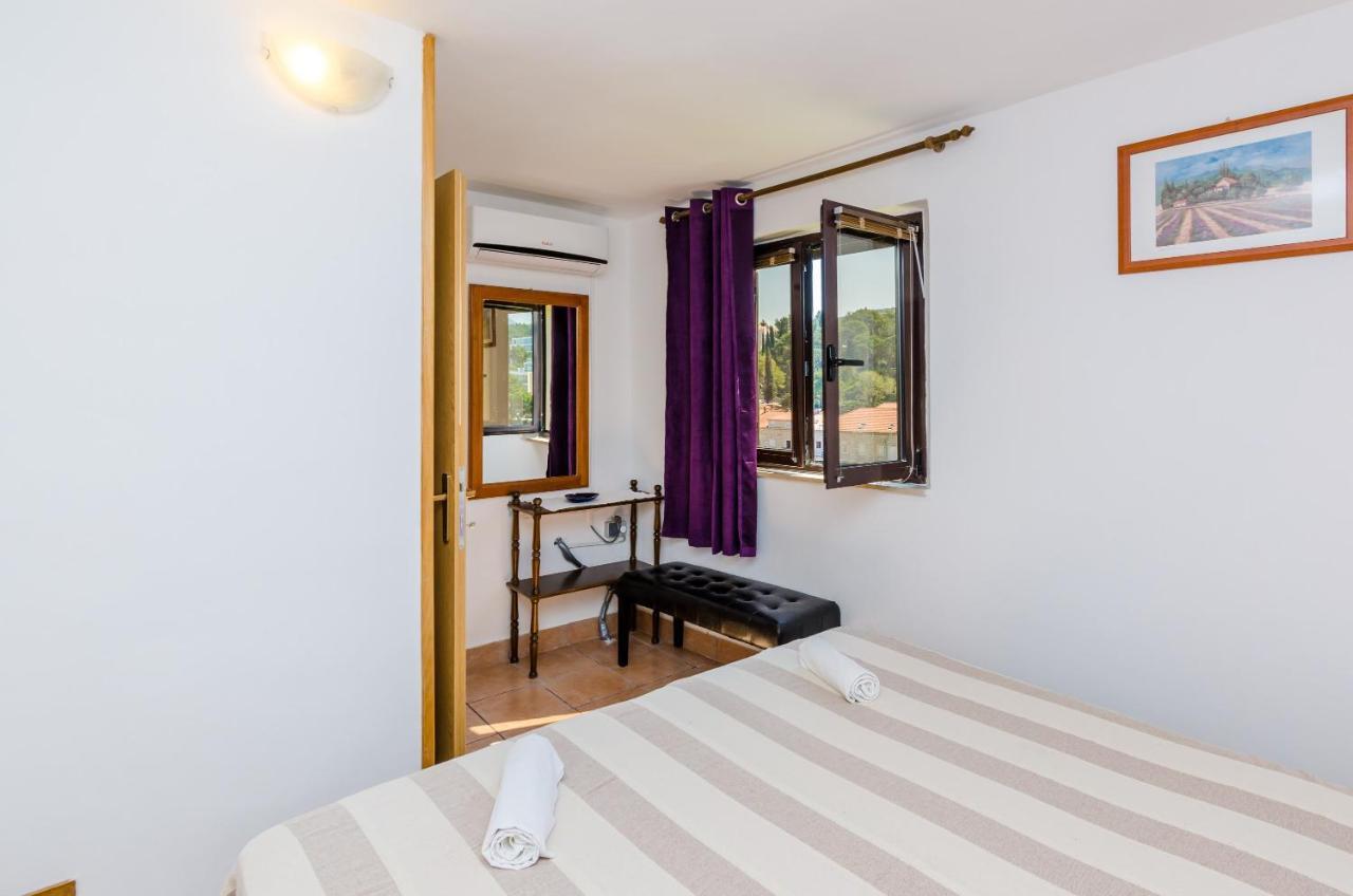 & Mihajica Guesthouset Cavtat