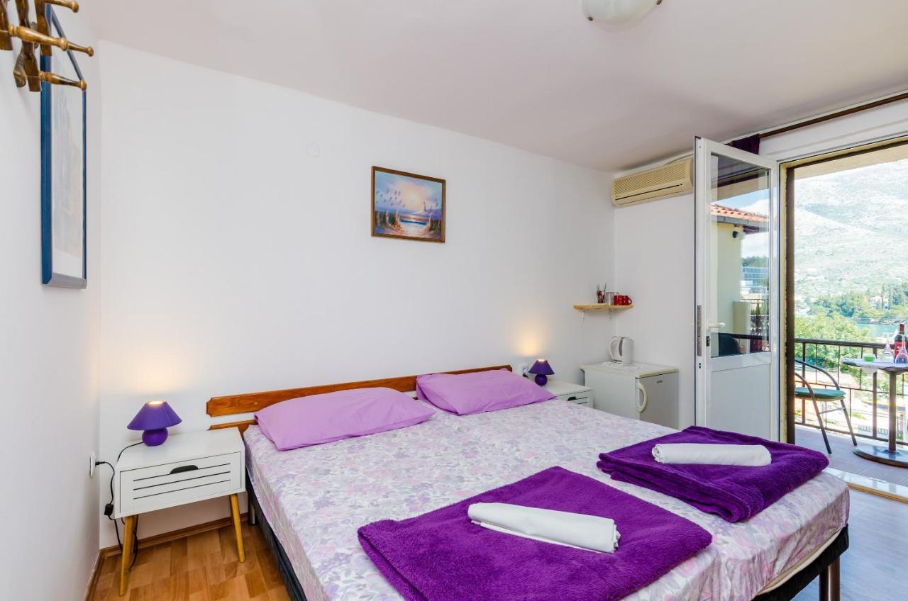 & Mihajica Guesthouset 3*